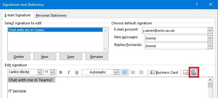 Image shows text 'Chat with me in Teams!' highlighted with hyperlink icon also highlighted.